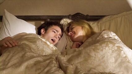 Мальчишник: Первый опыт | Milf (2010) эротическая комедия