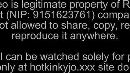 Бутылка с вином в анале брюнетки Hot Kinky Jo