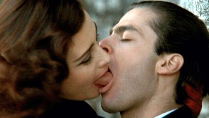 Тинто Брасс: Все леди делают это (1992) с переводом!