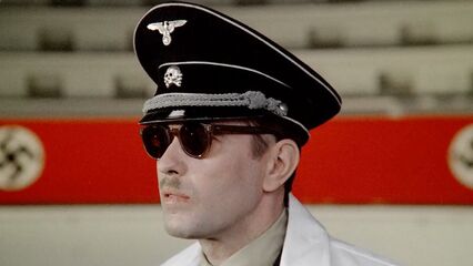 Тинто Брасс: Салон Китти — классика эротического кино