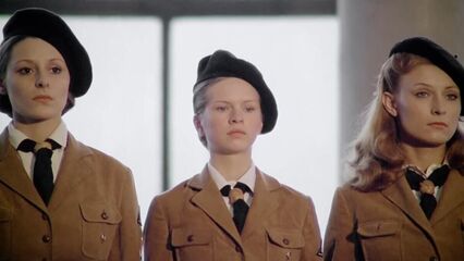 Тинто Брасс: Салон Китти — классика эротического кино