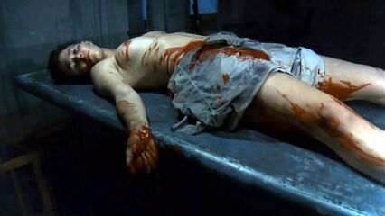 Ильза - волчица СС, порно фильм для взрослых