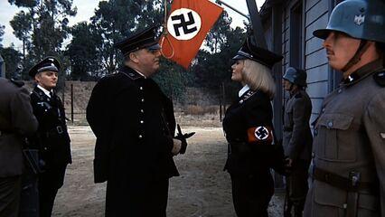 Ильза - волчица СС, порно фильм для взрослых