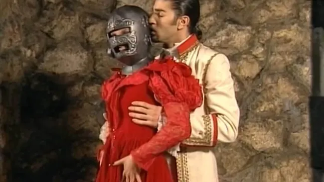 Леди в железной маске - полнометражный порно фильм с русским переводом