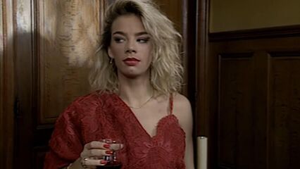 Замок анальных утех | Mansion of Desire (1993) порно фильм с переводом