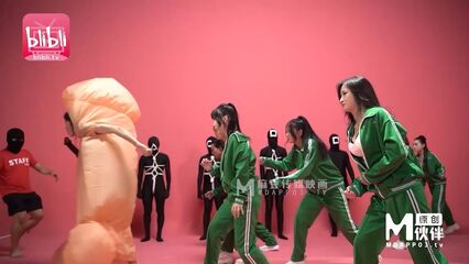 Игра в Кальмара порно версия для взрослых: Путь в ад