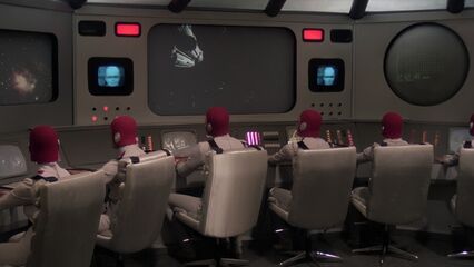 Зверь из космоса — эротическое кино, фантастика, треш