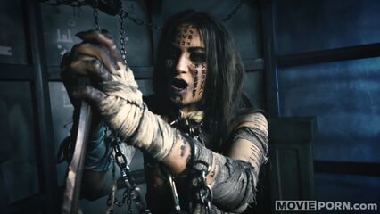 Порно фильм 8: Мамочка принцесса (2018)