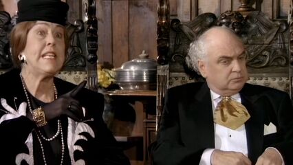 Жозефина Мутценбахер — Венская шлюха (1991) эротика